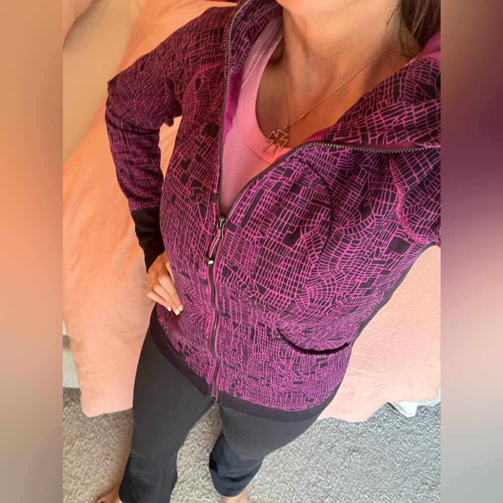 Lululemon *limited  edition* hoodie from Seawheeze race